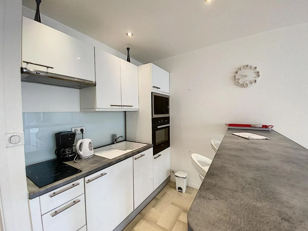 Gray D Albion Thi235 Apartment Cannes 0*,